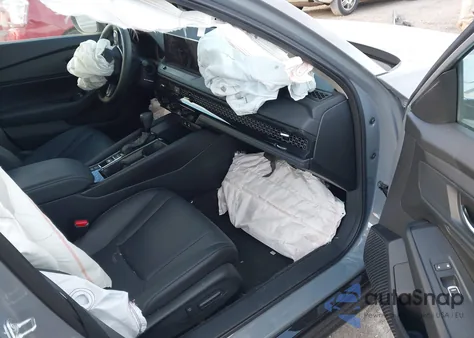 2025 Honda Accord Hybrid Ex-L z USA, uszkodzony, nr VIN 1HGCY2F68SA079882